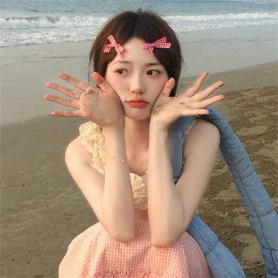三小一家人